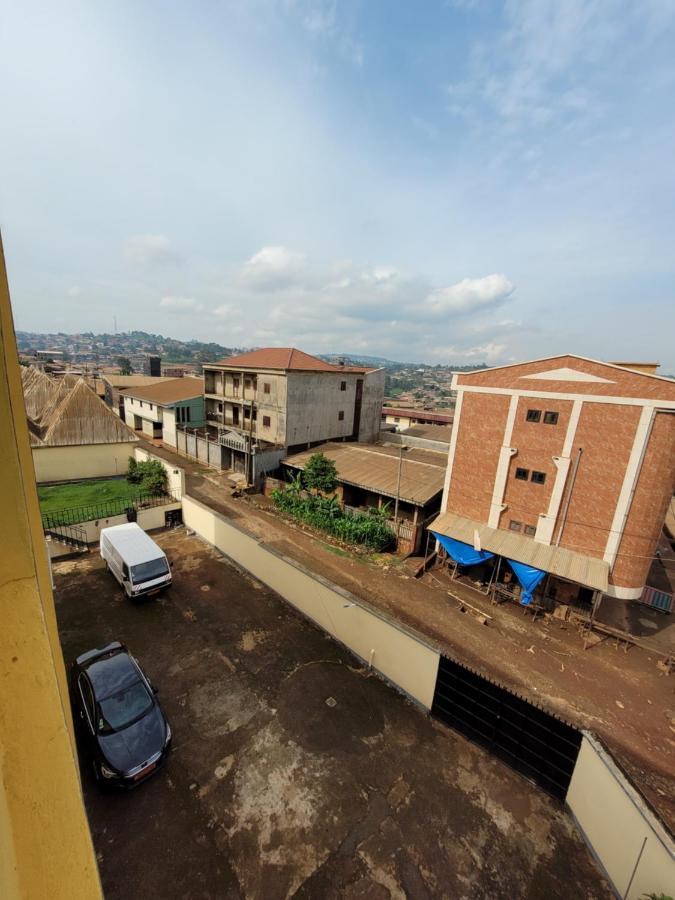 Hotel Altitel Bafoussam Exterior photo